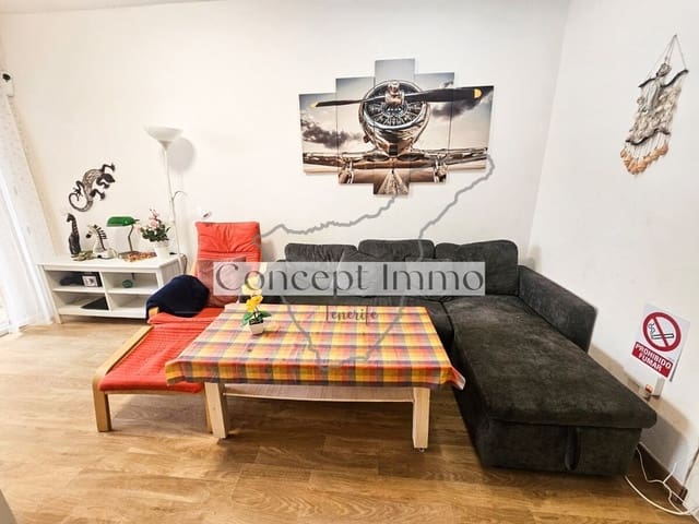 2 slaapkamer Flat te koop in Los Cristianos, Arona met zwembad garage - € 269.000 (Ref: 10183928)