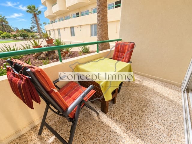 2 slaapkamer Flat te koop in Los Cristianos, Arona met zwembad garage - € 269.000 (Ref: 10183928)