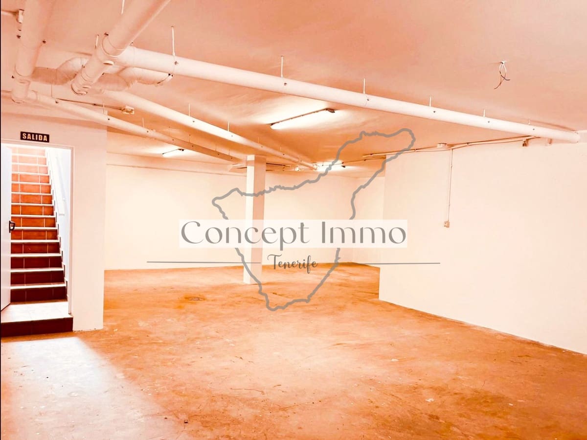 4 soveværelse Byhus til salg i Los Cristianos med swimmingpool garage - € 795.000 (Ref: 8177193)