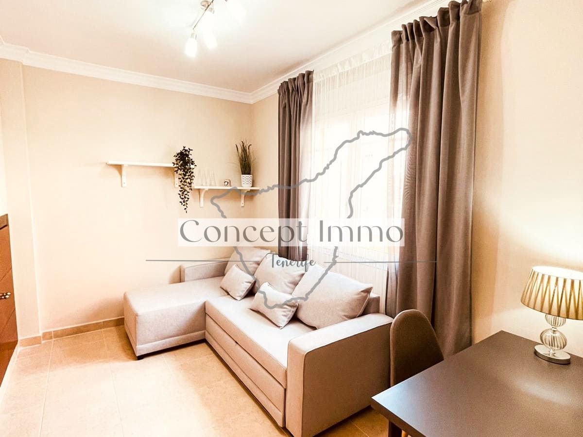 4 soveværelse Byhus til salg i Los Cristianos med swimmingpool garage - € 795.000 (Ref: 8177193)