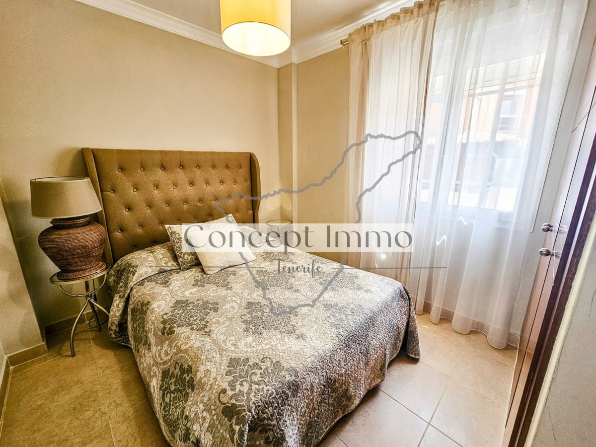 4 soveværelse Byhus til salg i Los Cristianos med swimmingpool garage - € 795.000 (Ref: 8177193)