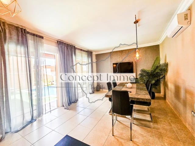 4 slaapkamer Huis te koop in Los Cristianos, Arona met zwembad garage - € 795.000 (Ref: 8177193)