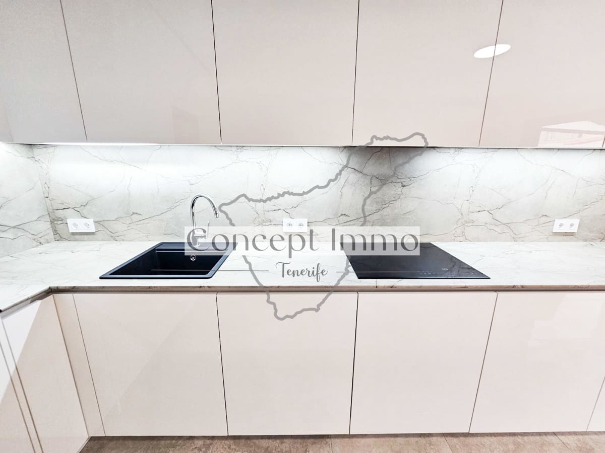 1 soveværelse Lejlighed til salg i Costa del Silencio med swimmingpool - € 225.000 (Ref: 8713025)