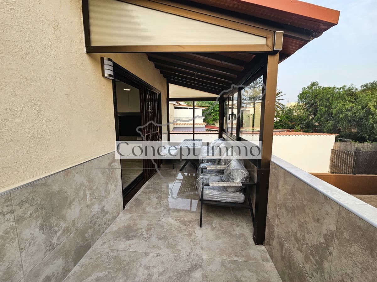 1 soveværelse Lejlighed til salg i Costa del Silencio med swimmingpool - € 225.000 (Ref: 8713025)