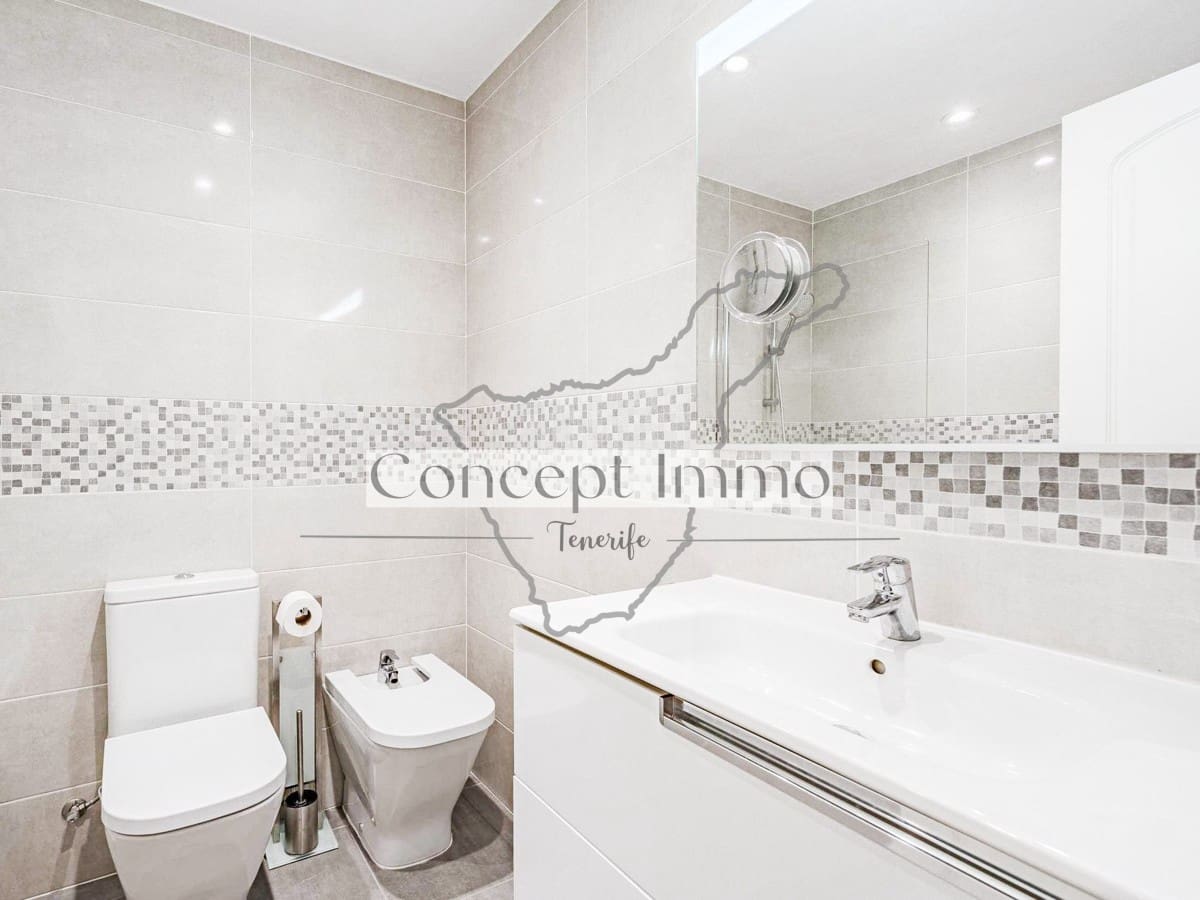 3 quarto Apartamento para venda em Costa Adeje com piscina garagem - 499 000 € (Ref: 8800108)