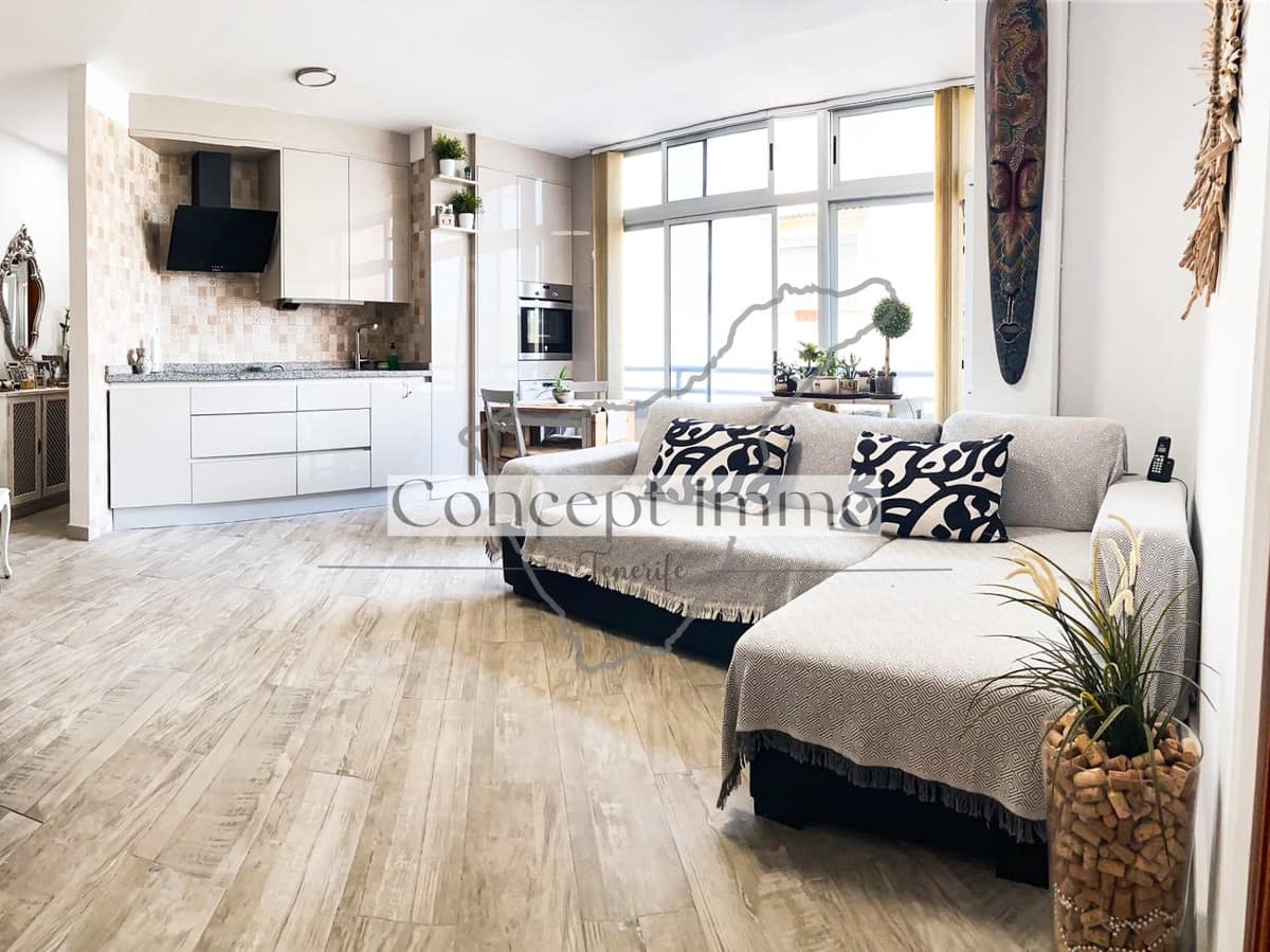 2 soveværelse Lejlighed til salg i El Medano - € 290.000 (Ref: 9002403)