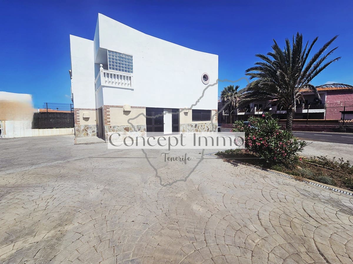 2 soverom Bedrift til salgs i Costa del Silencio med svømmebasseng - € 299 000 (Ref: 9008802)