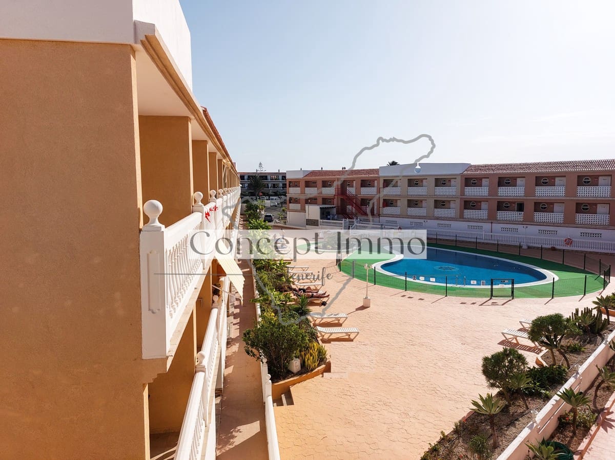 1 soveværelse Lejlighed til salg i Costa del Silencio med swimmingpool - € 193.000 (Ref: 9066951)