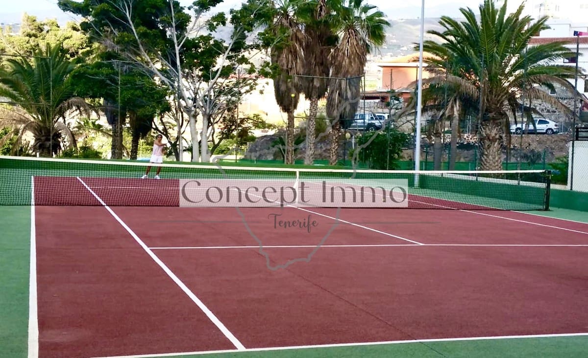 2 soveværelse Lejlighed til salg i Playa Paraiso med swimmingpool garage - € 350.000 (Ref: 9096374)