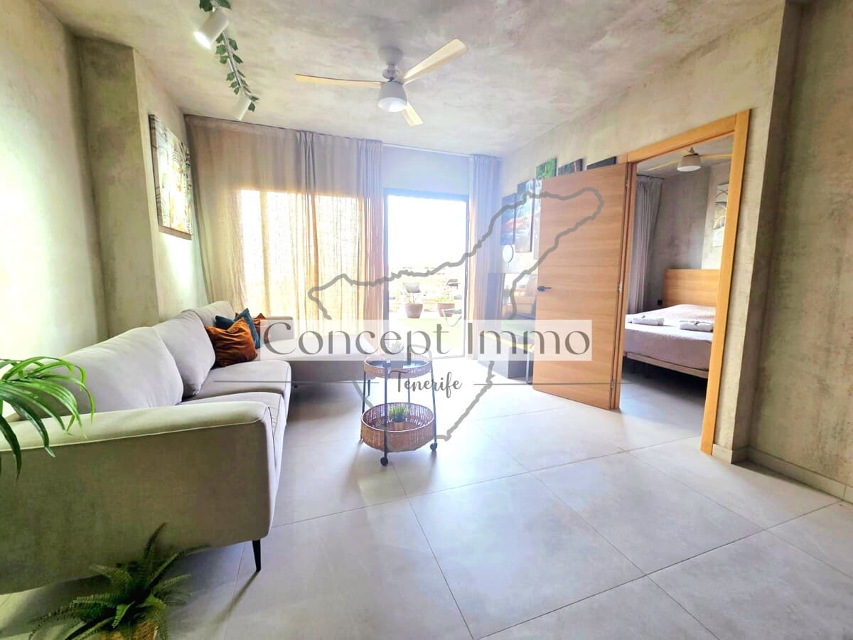 2 soveværelse Lejlighed til salg i Playa Paraiso med swimmingpool garage - € 350.000 (Ref: 9096374)