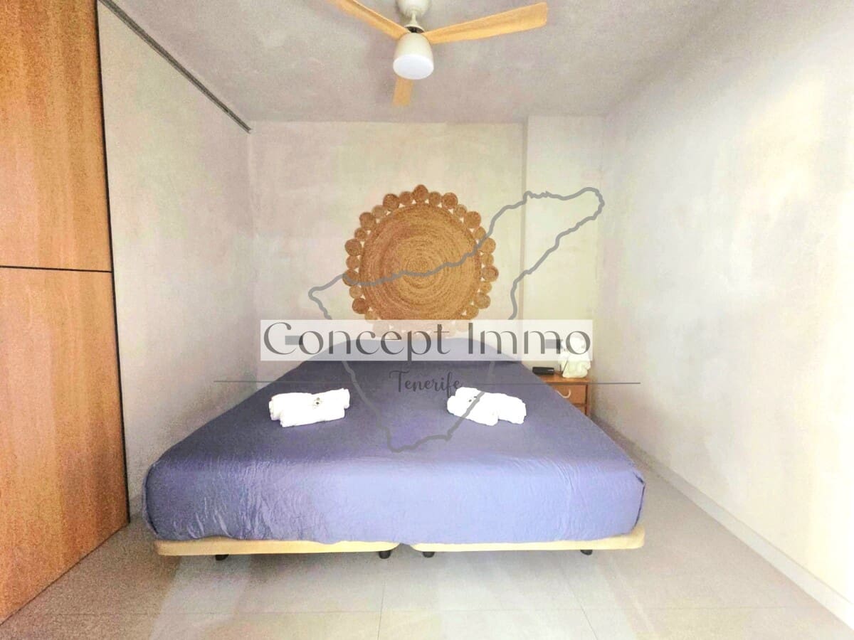 2 soveværelse Lejlighed til salg i Playa Paraiso med swimmingpool garage - € 350.000 (Ref: 9096374)