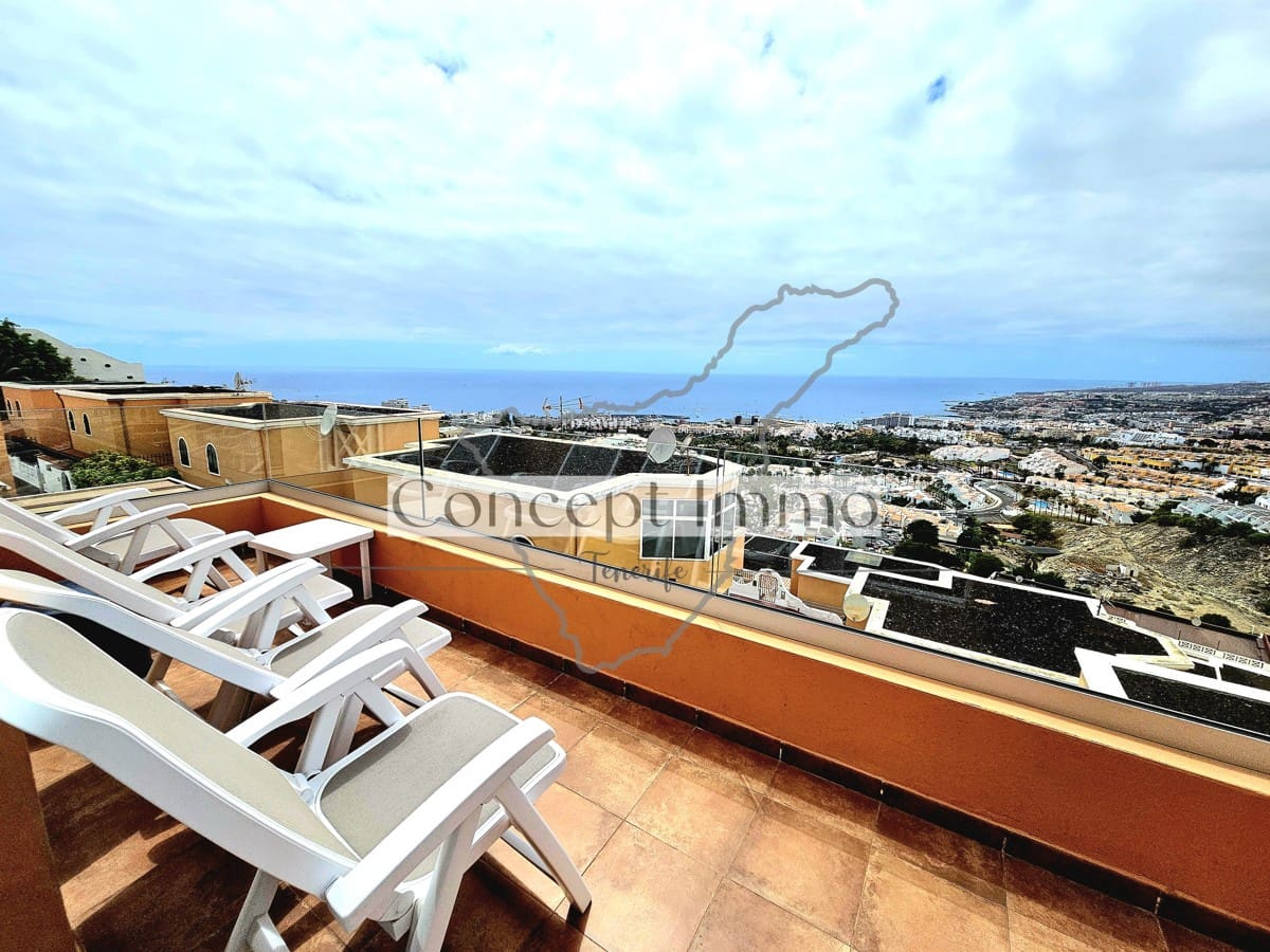 5 soveværelse Villa til salg i Costa Adeje med swimmingpool garage - € 600.000 (Ref: 9151093)