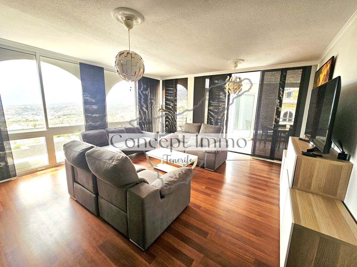 5 soveværelse Villa til salg i Costa Adeje med swimmingpool garage - € 600.000 (Ref: 9151093)