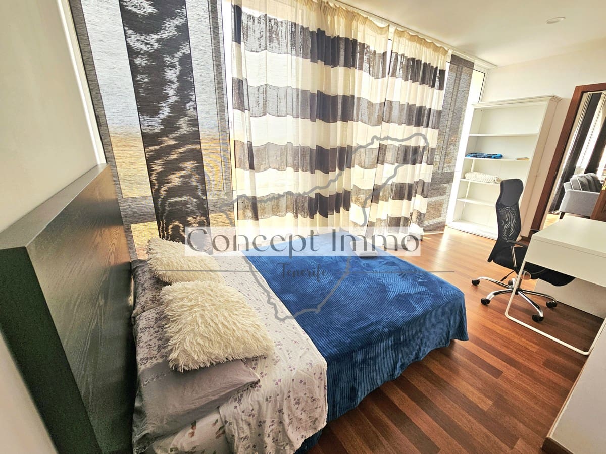 5 soveværelse Villa til salg i Costa Adeje med swimmingpool garage - € 600.000 (Ref: 9151093)