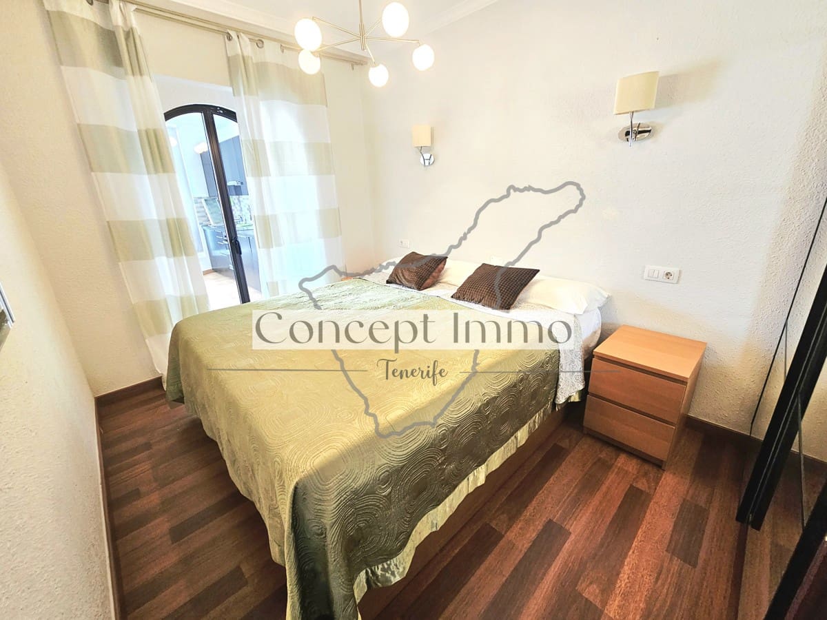 5 soveværelse Villa til salg i Costa Adeje med swimmingpool garage - € 600.000 (Ref: 9151093)