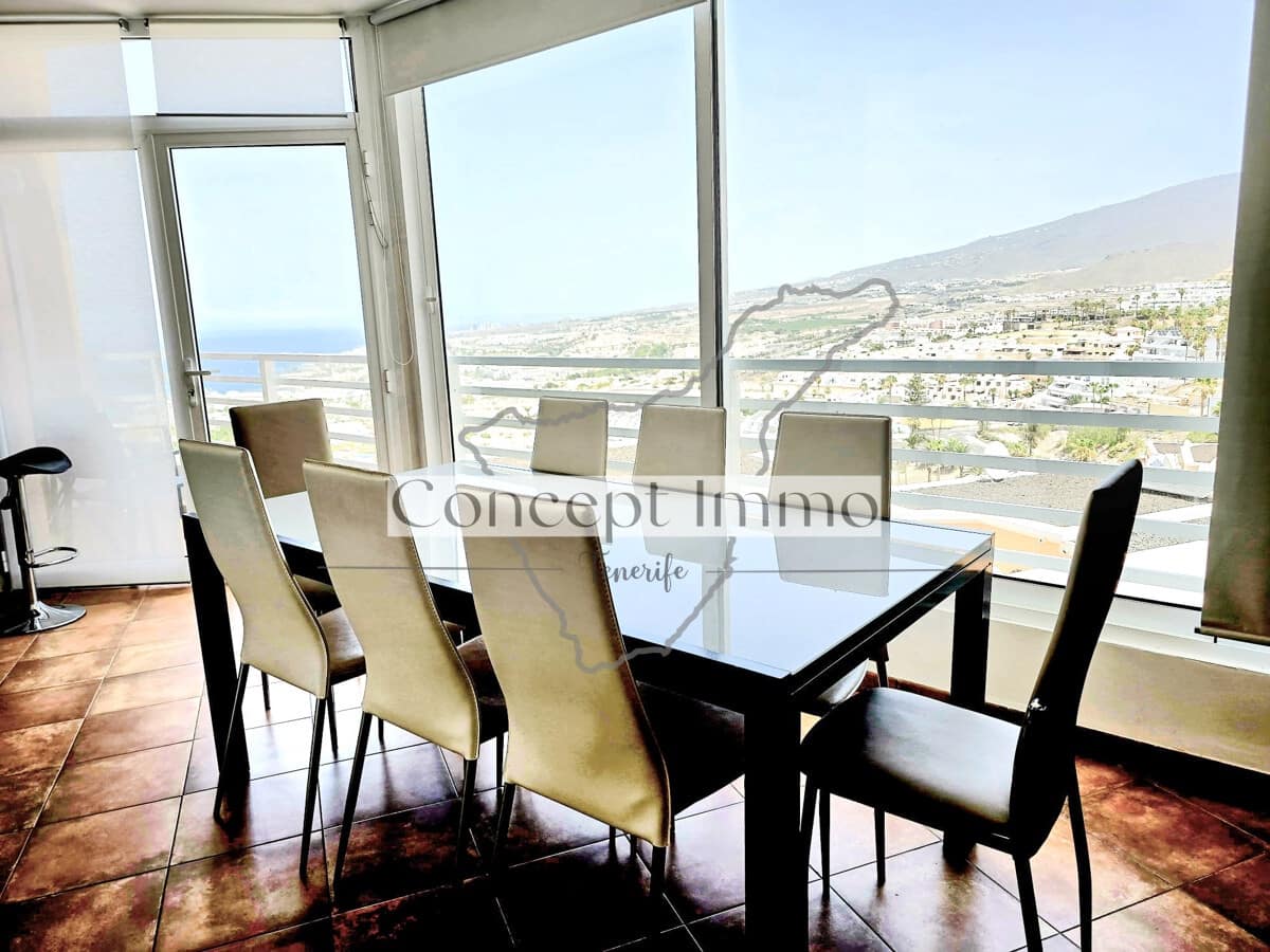 5 soveværelse Villa til salg i Costa Adeje med swimmingpool garage - € 600.000 (Ref: 9151093)