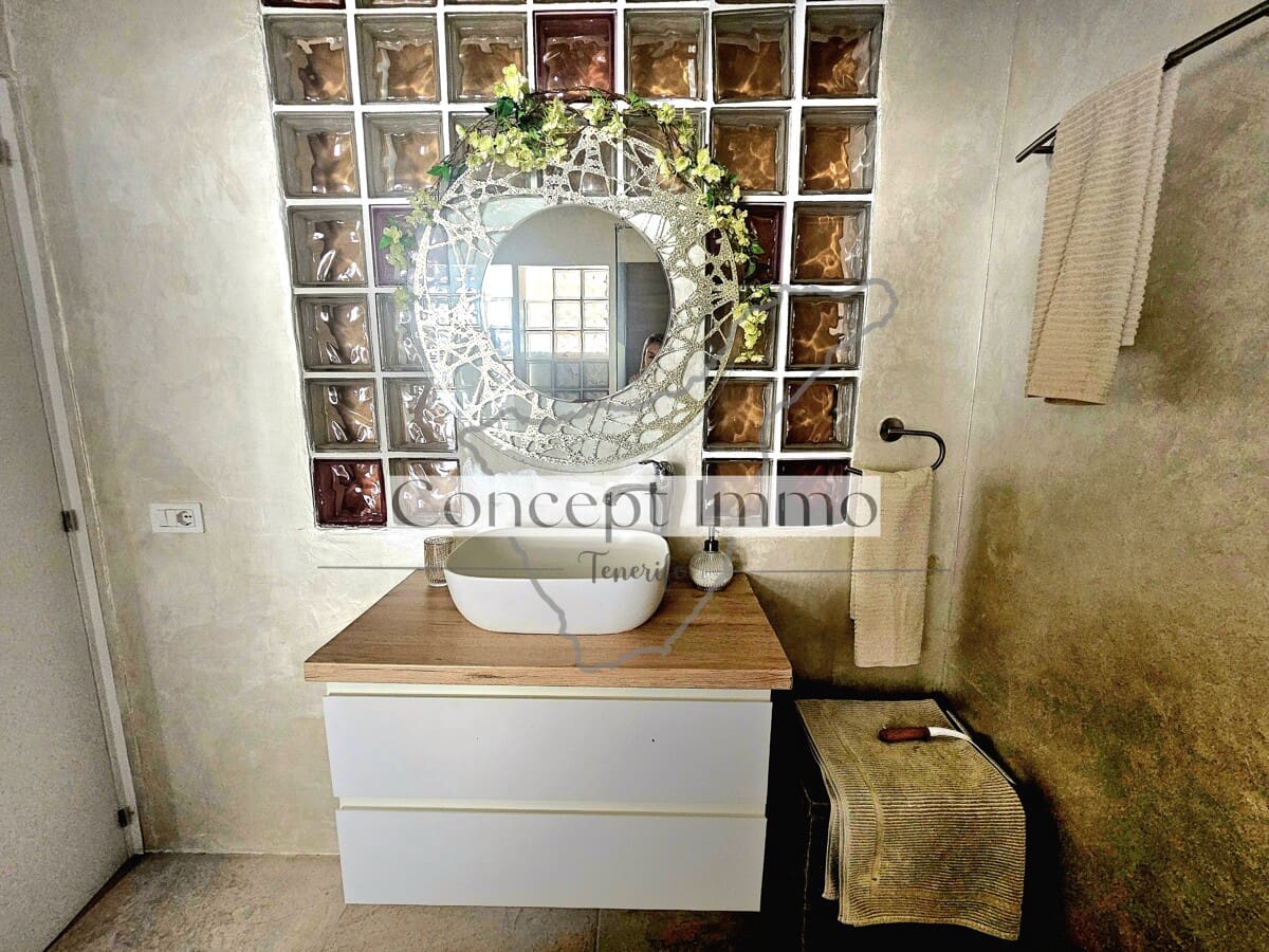 2 quarto Apartamento para venda em Costa del Silencio com piscina garagem - 230 000 € (Ref: 9163047)