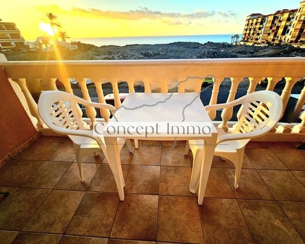 1 makuuhuone Asunto myytävänä paikassa Costa del Silencio, Arona mukana uima-altaan 
autotalli - 210 800 € (Ref: 9199969)