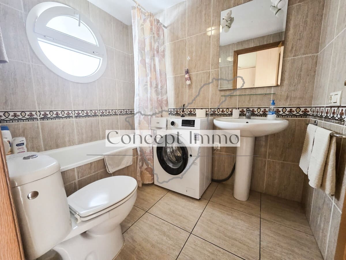 1 soveværelse Lejlighed til salg i Costa del Silencio med swimmingpool garage - € 197.000 (Ref: 9201649)