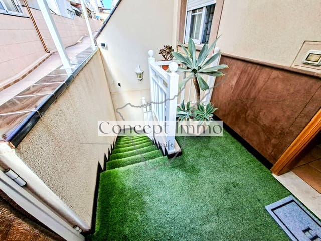 3 Zimmer Reihenhaus zu verkaufen in Las Chafiras (San Miguel), San Miguel de Abona mit Garage - 339.000 € (Ref: 9235794)