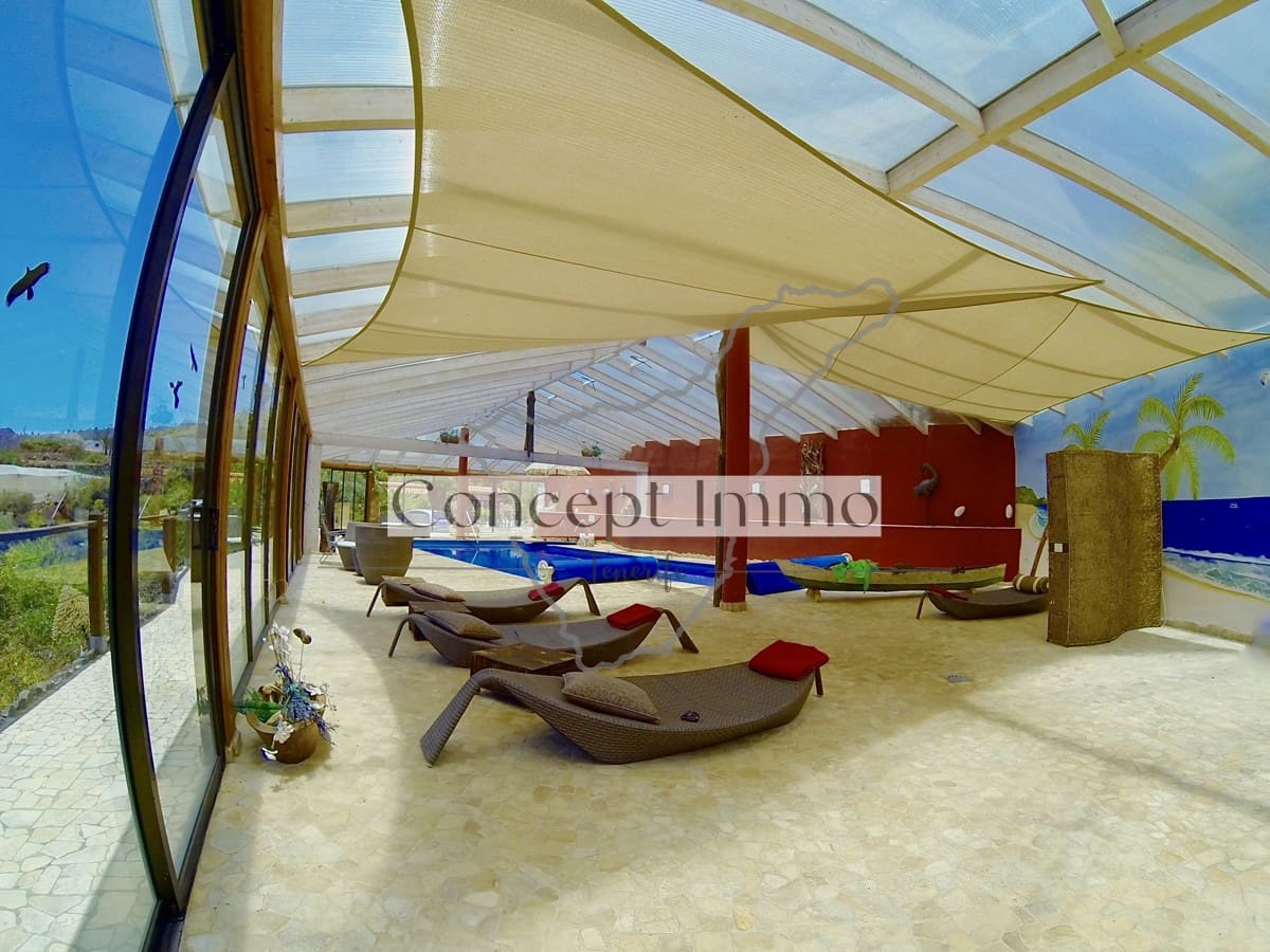 15 soveværelse Hotel til salg i Guia de Isora med swimmingpool - € 2.475.000 (Ref: 9241970)