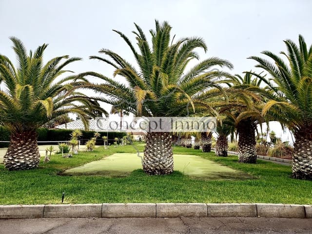 15 makuuhuone Hotelli myytävänä paikassa Guía de Isora mukana uima-altaan - 2 475 000 € (Ref: 9241970)