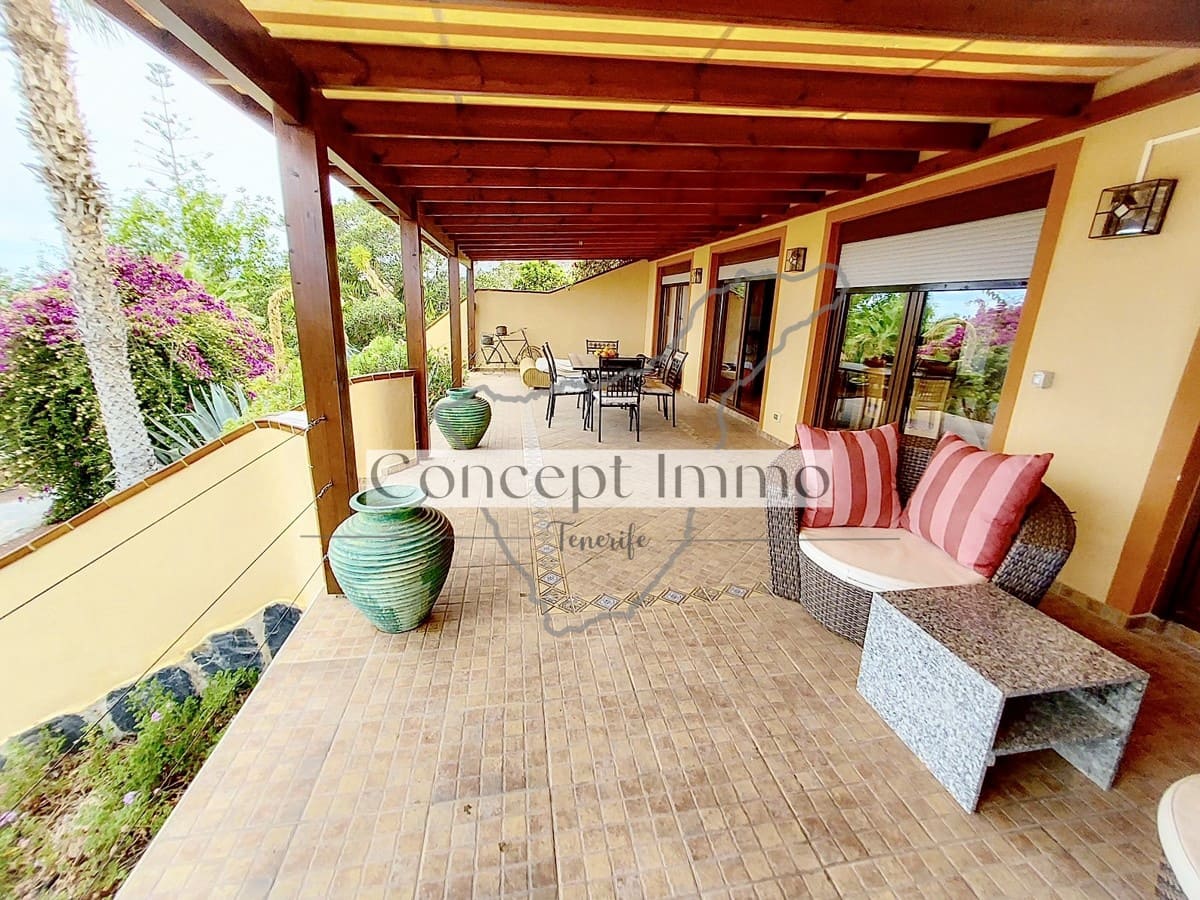 12 soveværelse Hotel til salg i Guia de Isora med swimmingpool - € 2.475.000 (Ref: 9245277)