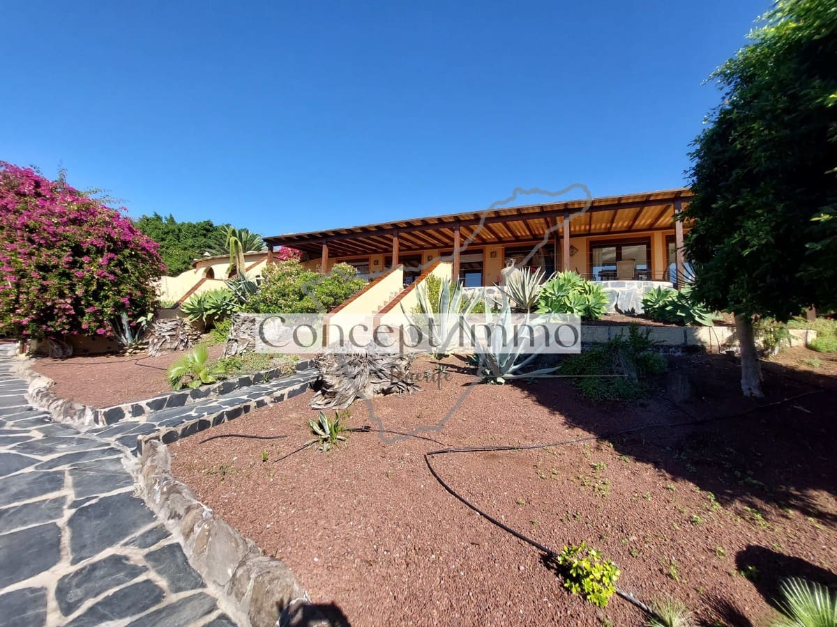 12 soveværelse Hotel til salg i Guia de Isora med swimmingpool - € 2.475.000 (Ref: 9245277)