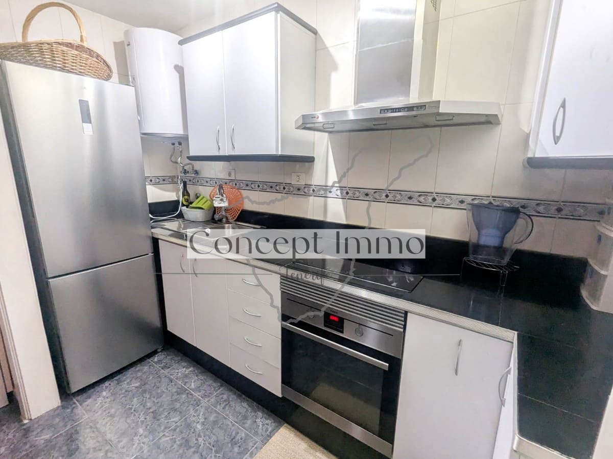 3 soverom Leilighet til salgs i Puerto Santiago med svømmebasseng garasje - € 315 000 (Ref: 9309246)