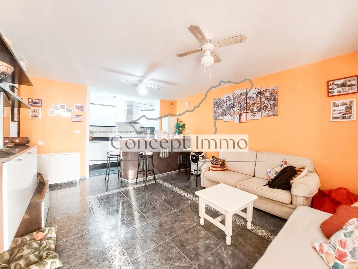 3 soverom Leilighet til salgs i Puerto Santiago med svømmebasseng garasje - € 315 000 (Ref: 9309246)