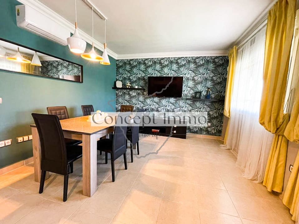 4 soveværelse Byhus til salg i Los Cristianos med garage - € 775.000 (Ref: 9316020)