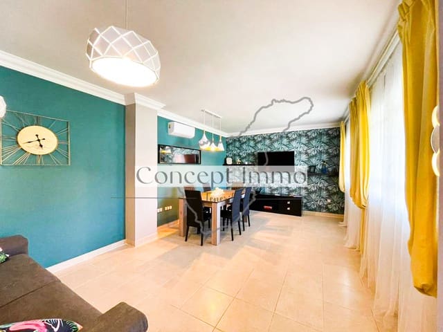 4 soveværelse Byhus til salg i Los Cristianos, Arona med garage - € 775.000 (Ref: 9316020)