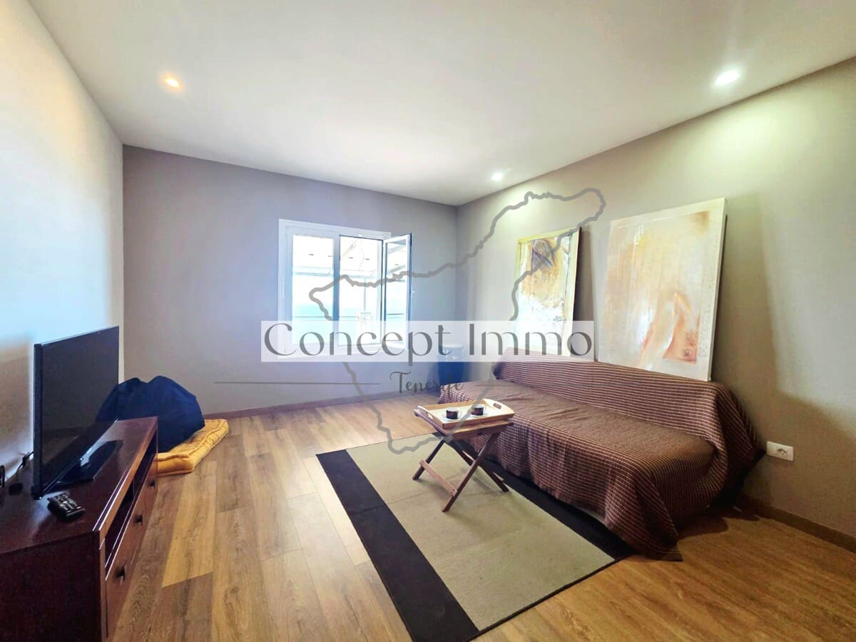 6 sypialnia Dom na sprzedaż w Adeje z garażem - 850 000 € (Ref: 9331817)