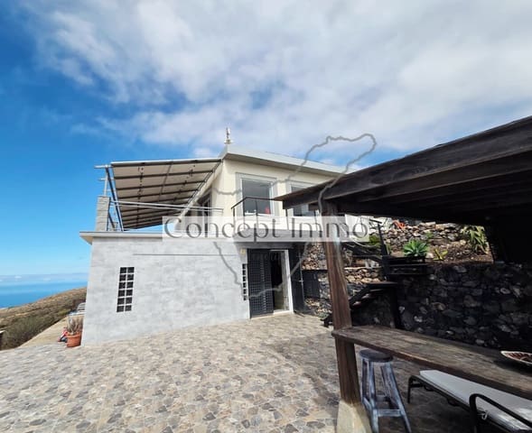 6 bedroom Townhouse for sale in Casco Urbano, Adeje with garage - € 850,000 (Ref: 9331817)