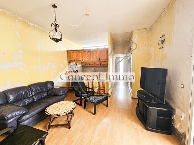 2 makuuhuone Rivitalo myytävänä paikassa Costa del Silencio, Arona mukana uima-altaan 
autotalli - 199 000 € (Ref: 9402711)