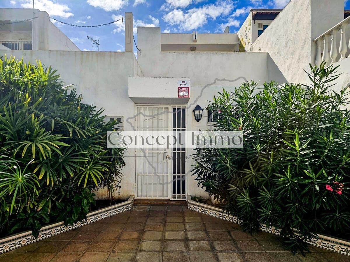 2 makuuhuone Rivitalo myytävänä paikassa Costa del Silencio mukana uima-altaan 
autotalli - 199 000 € (Ref: 9402711)