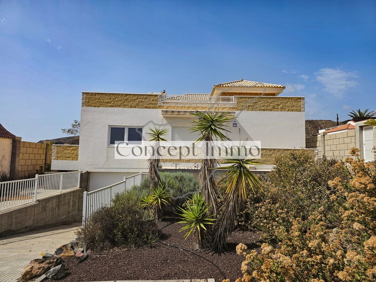 4 soverom Hus til salgs i Palm-Mar med garasje - € 750 000 (Ref: 9402713)