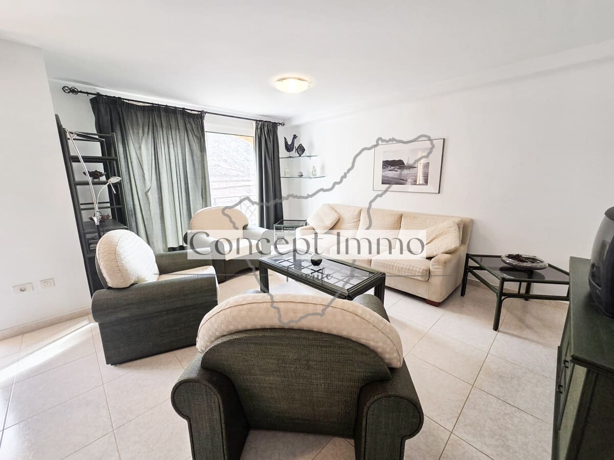 2 soverom Penthouse til salgs i Los Cristianos med svømmebasseng garasje - € 670 000 (Ref: 9405862)