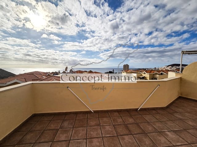 2 soveværelse Penthouse til salg i Los Cristianos, Arona med swimmingpool garage - € 670.000 (Ref: 9405862)