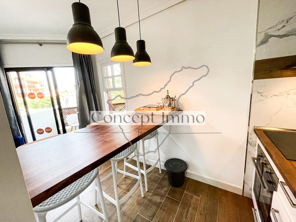 1 bedroom Flat for sale in Golf del Sur with pool - € 275,000 (Ref: 9436105)