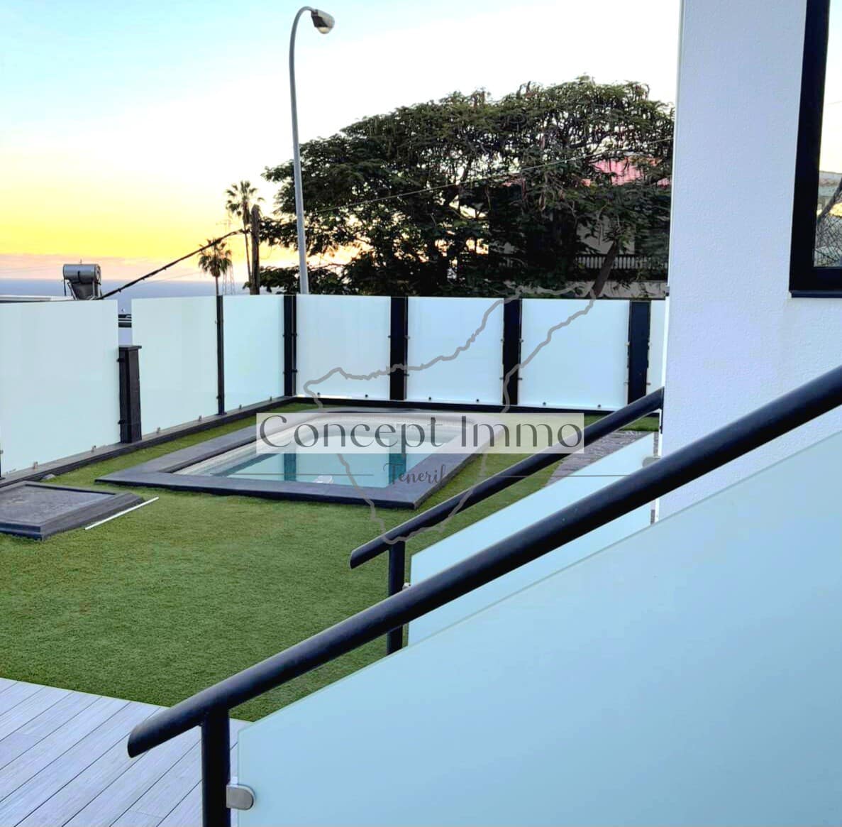 3 bedroom Townhouse for sale in Candelaria with pool garage - € 725,000 (Ref: 9498010)