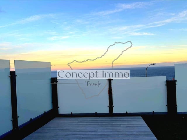 3 bedroom Townhouse for sale in Candelaria with pool garage - € 725,000 (Ref: 9498010)