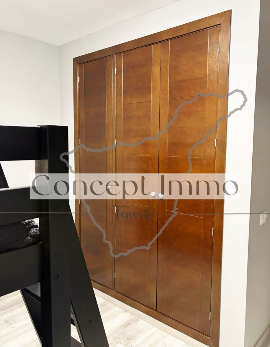 3 bedroom Townhouse for sale in Candelaria with pool garage - € 725,000 (Ref: 9498010)