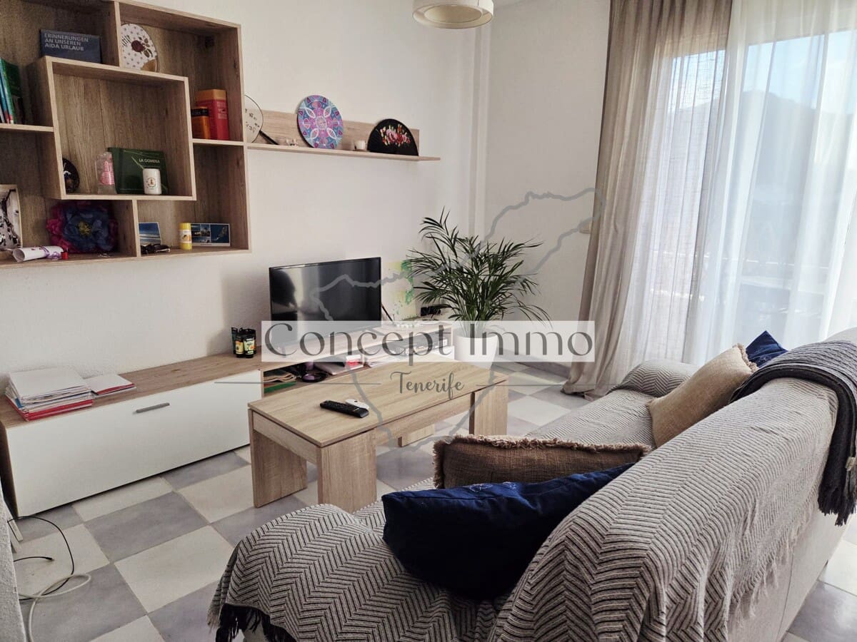 2 bedroom Flat for sale in La Camella - € 235,000 (Ref: 9511278)