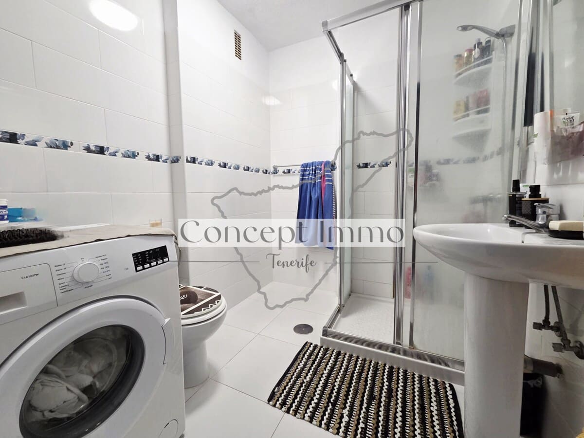 2 bedroom Flat for sale in La Camella - € 235,000 (Ref: 9511278)