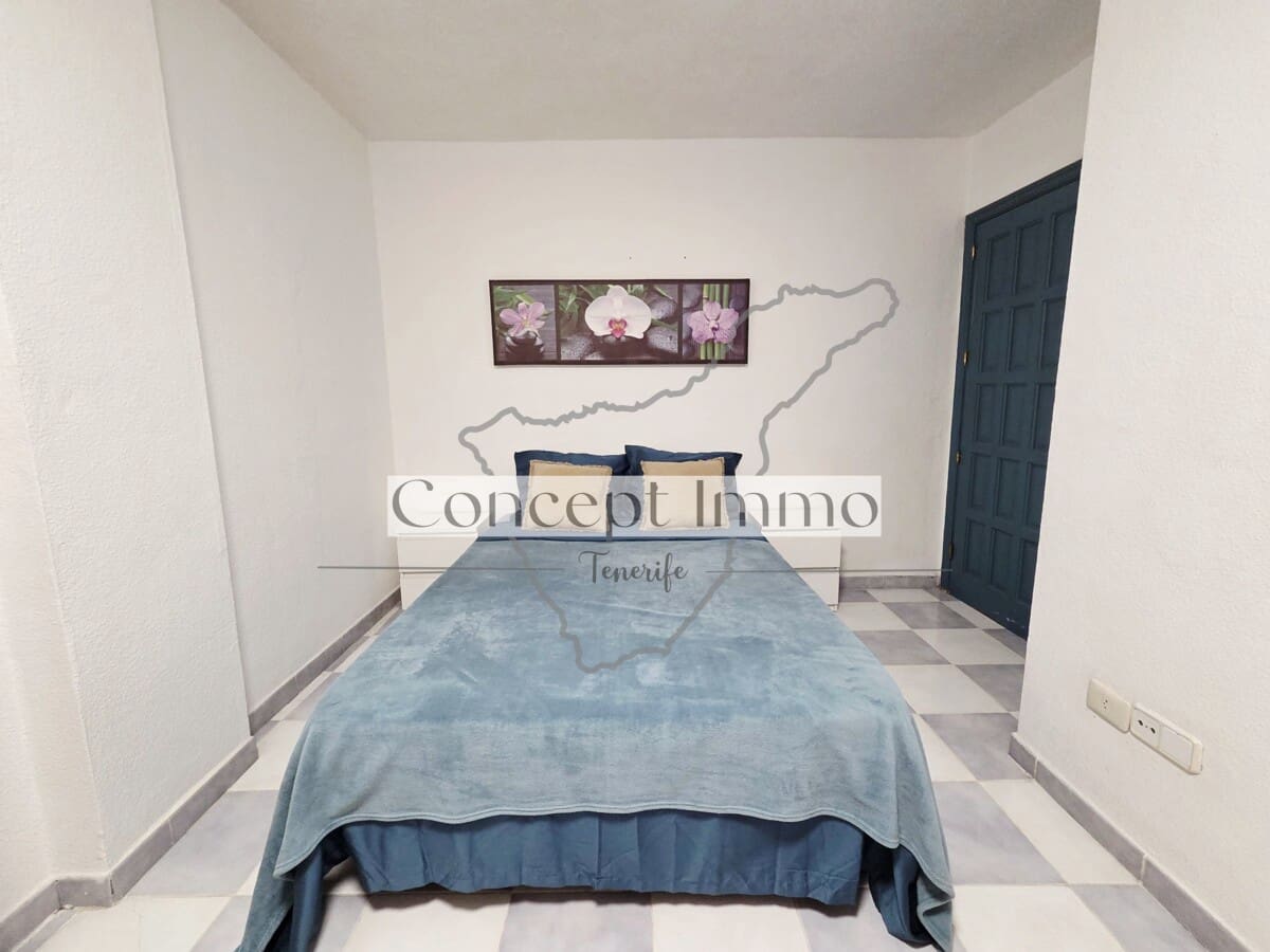 2 bedroom Flat for sale in La Camella - € 235,000 (Ref: 9511278)