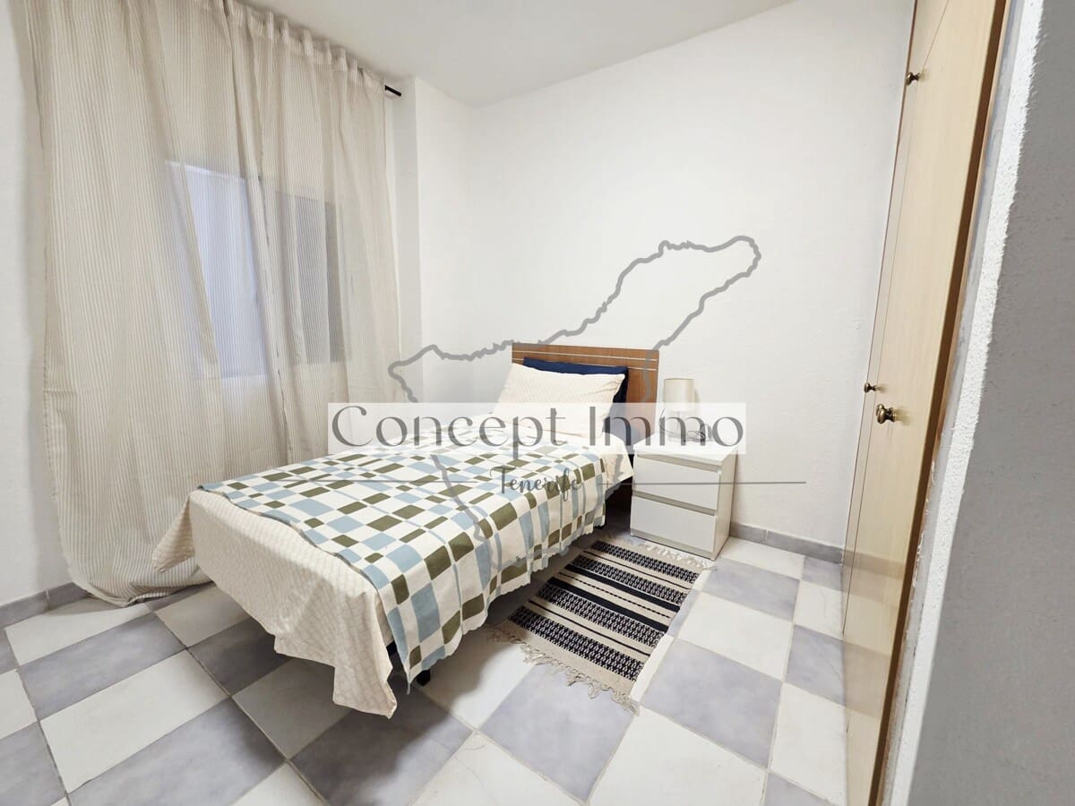 2 bedroom Flat for sale in La Camella - € 235,000 (Ref: 9511278)