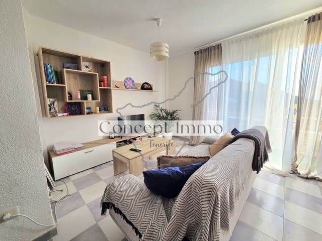 2 bedroom Flat for sale in La Camella, Arona - € 235,000 (Ref: 9511278)