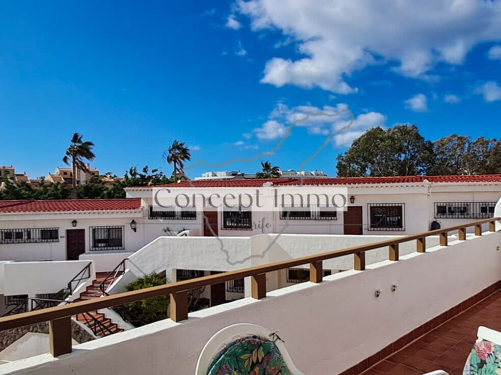 1 soveværelse Lejlighed til salg i Los Cristianos med swimmingpool - € 299.000 (Ref: 9523680)