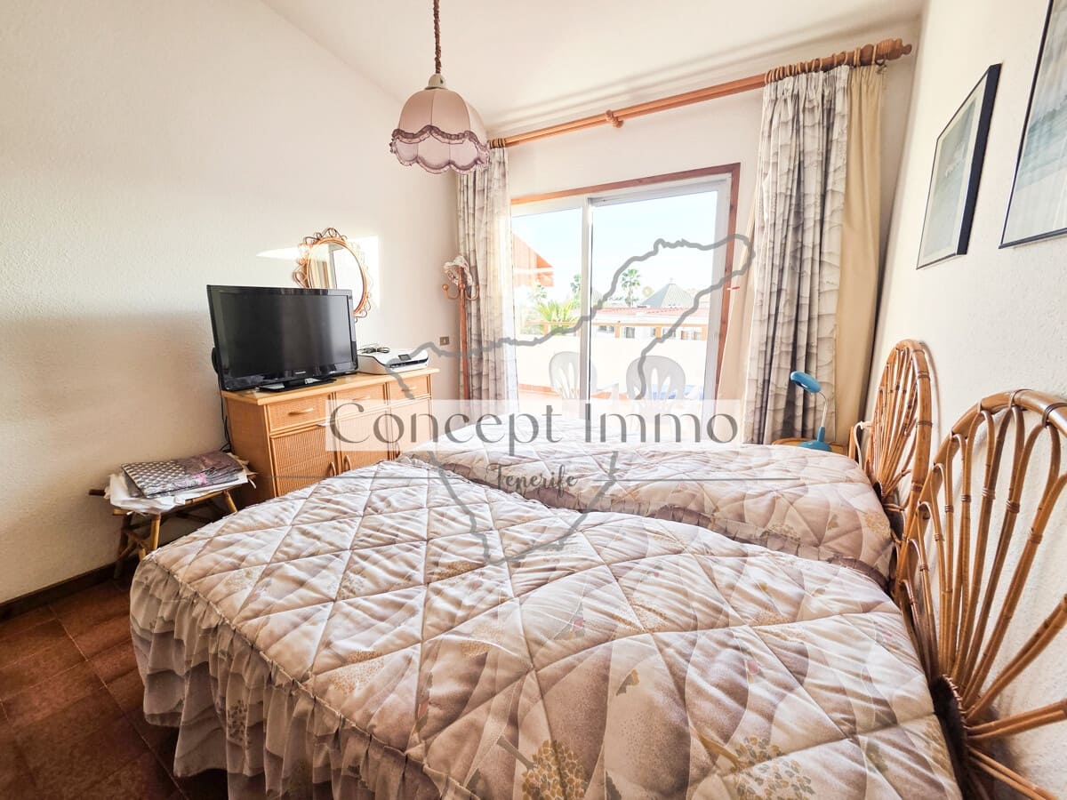 1 soveværelse Lejlighed til salg i Los Cristianos med swimmingpool - € 299.000 (Ref: 9523680)